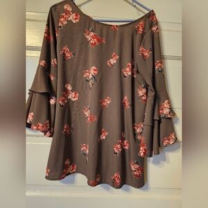 1.4.3. Story by Line Up Floral Ruffle 3/4 Sleeve Top XL